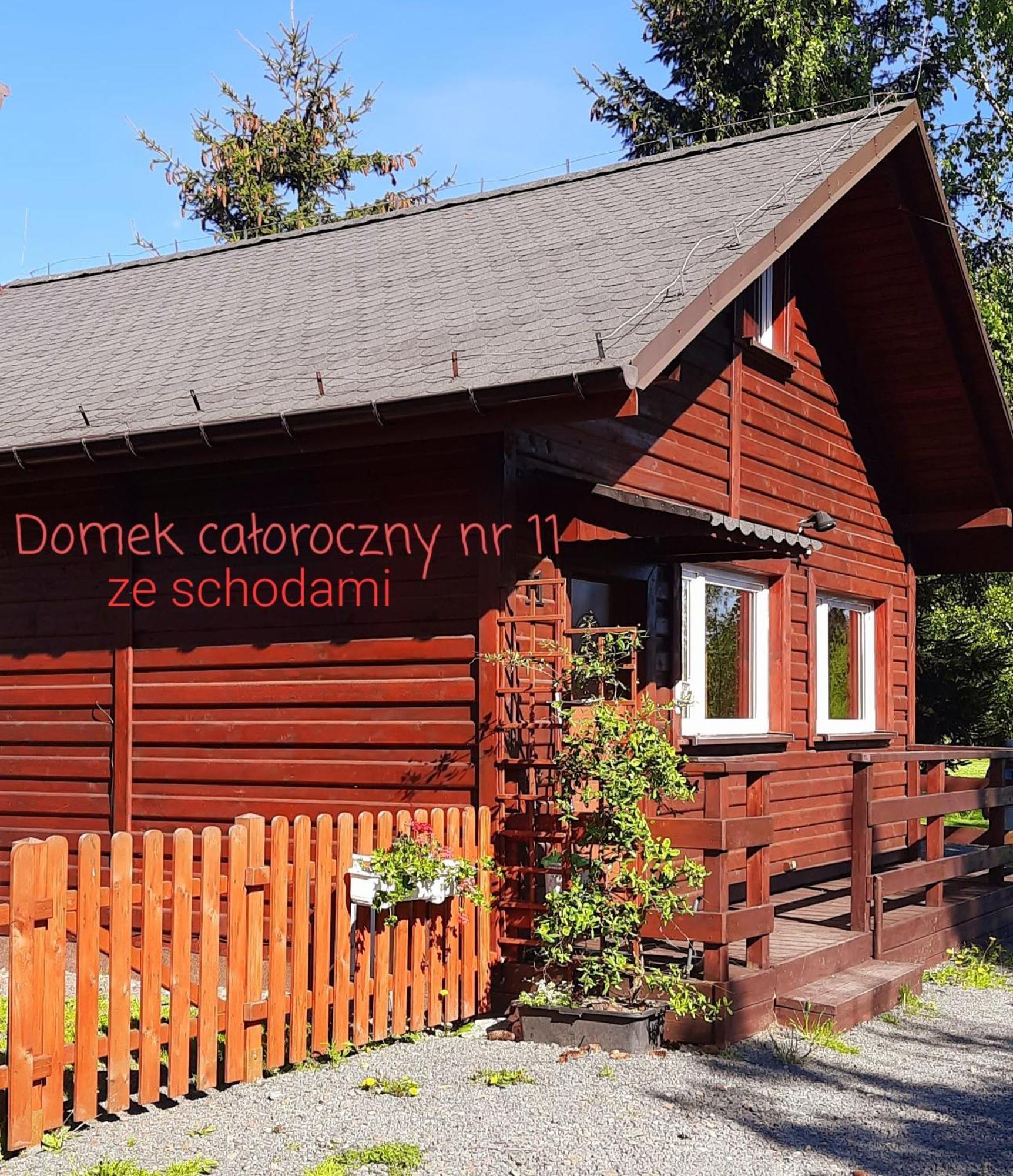 Stanica Pod Zadzierna Domki Caloroczne Lubawka Værelse billede